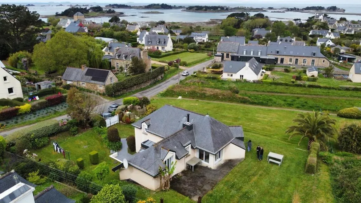 Belle Maison Vue Sur Mer Penvénan 0*,